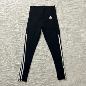 Women’s Adidas leggings. Size Small. Gently used.